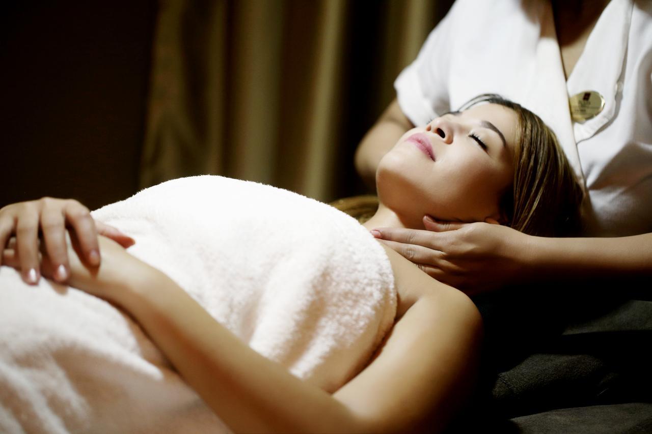 Radisson Hotel Sfax Esterno foto Thai massage