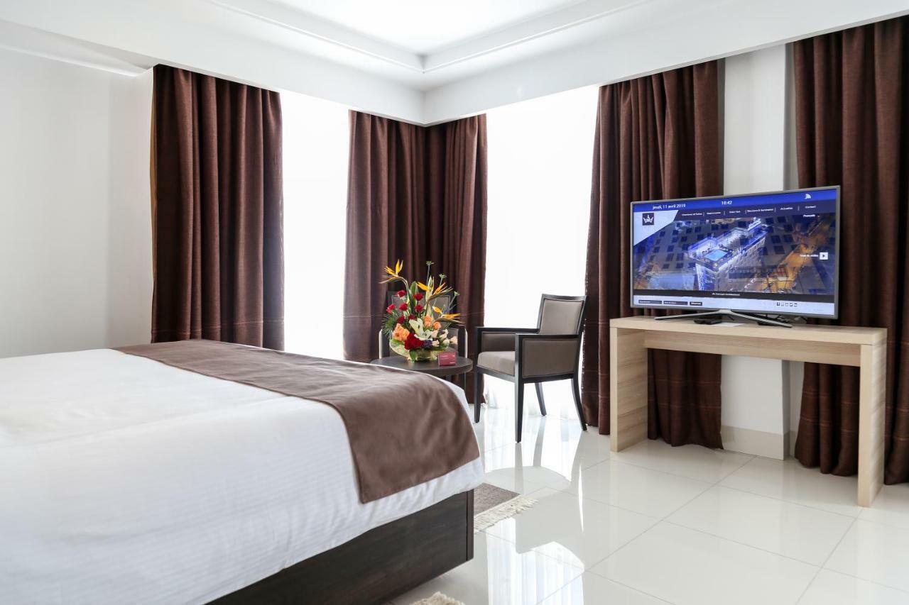 Radisson Hotel Sfax Esterno foto Deluxe Room