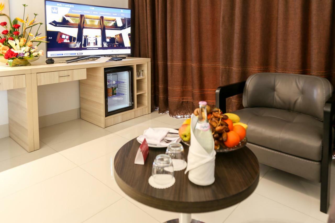 Radisson Hotel Sfax Esterno foto A room at the hotel